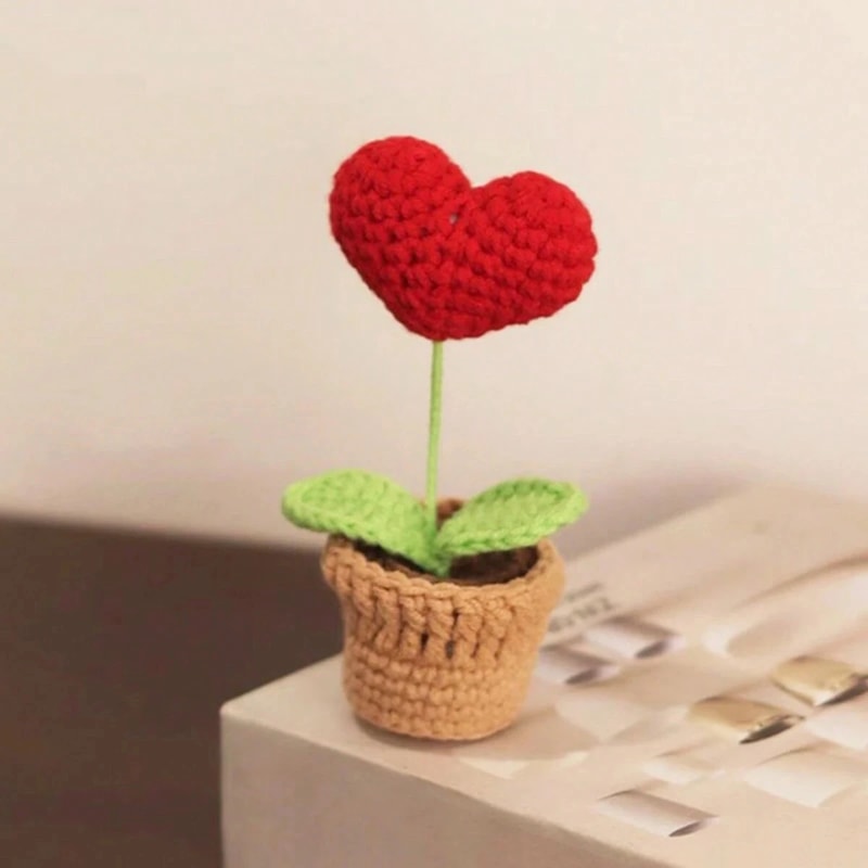 Handmade Knitted Flower Pot, Red Heart Shaped Planter, Valentine's Day Gift, Home Desktop Decor