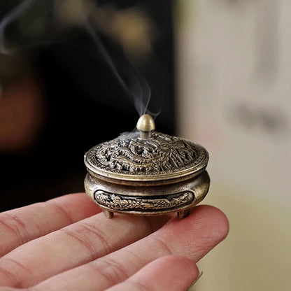 Longfeng Fingertip Stove Three Legged Incense Burner for Aromatherapy and Home Decoration